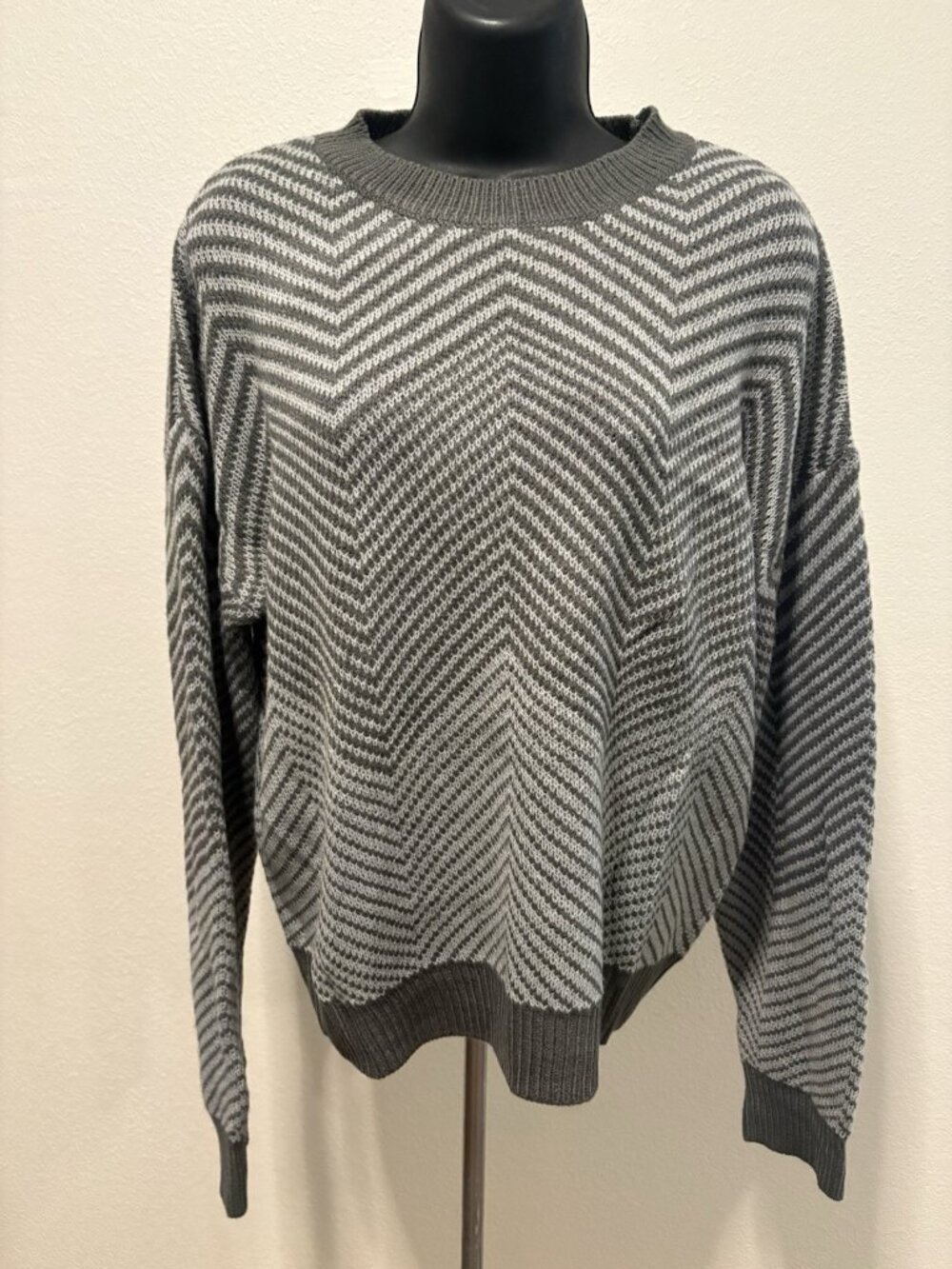 Shein Knit Sweater Women Small Crew Neck Long Sleeve Pullover Gray Black